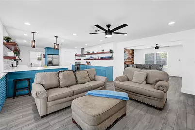 8010 Ocean Drive, Beach City, TX 77523 - Photo 7