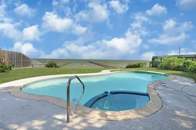 8010 Ocean Drive, Beach City, TX 77523 - Photo 3