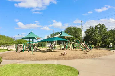 10919 Texas Rose Drive, Missouri City, TX 77459 - Photo 17