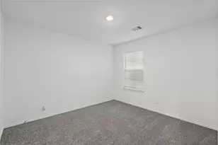 22306 Forest Gorge Ln, Spring, TX 77373 - Photo 15