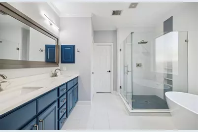 86 N Victoriana Circle, Spring, TX 77389 - Photo 11