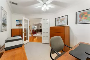 74 E Greywing Cir, The Woodlands, TX 77382 - Photo 9