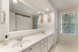 74 E Greywing Cir, The Woodlands, TX 77382 - Photo 31