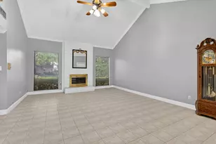 1039 Honey Hill Dr, Houston, TX 77077 - Photo 5