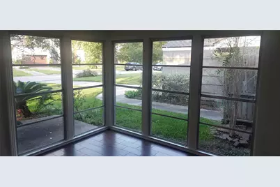 4629 Cedar Oaks Lane, Bellaire, TX 77401 - Photo 5