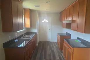 9831 Pelsey St, Houston, TX 77029 - Photo 3