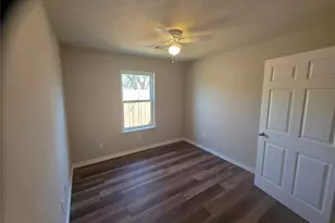 9831 Pelsey St, Houston, TX 77029 - Photo 5