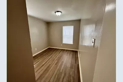 9406 Alcala Court, Houston, TX 77078 - Photo 9