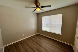 9406 Alcala Ct, Houston, TX 77078 - Photo 15