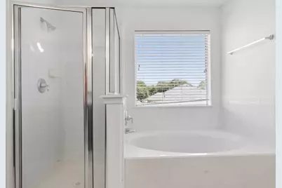 10418 Iris Lake Court, Houston, TX 77070 - Photo 17