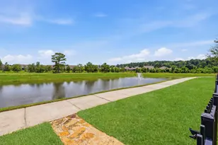 335 Kerry Bog Ln, The Woodlands, TX 77382 - Photo 3