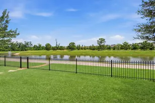 335 Kerry Bog Ln, The Woodlands, TX 77382 - Photo 39
