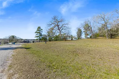 138 N Forest Drive, Huntsville, TX 77340 - Photo 9