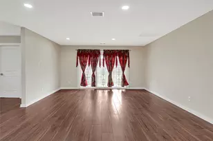 8615 Glenaire St, Houston, TX 77061 - Photo 3