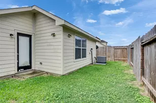 2650 Bammelwood Dr, Houston, TX 77014 - Photo 9