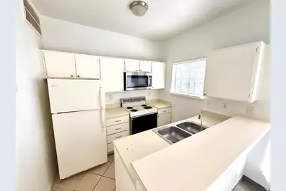 7901 Cambridge Street #125, Houston, TX 77054 - Photo 3