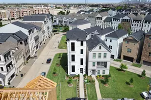 948 Blackshire Ln, Houston, TX 77055 - Photo 3