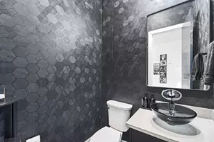 948 Blackshire Ln, Houston, TX 77055 - Photo 15