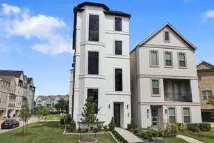 948 Blackshire Ln, Houston, TX 77055 - Photo 1