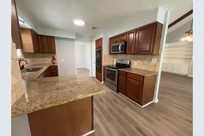 27226 Pyeatt Lane, Conroe, TX 77385 - Photo 11