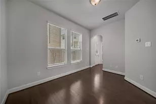 9603 Cambridge Manor Ln, Houston, TX 77045 - Photo 11