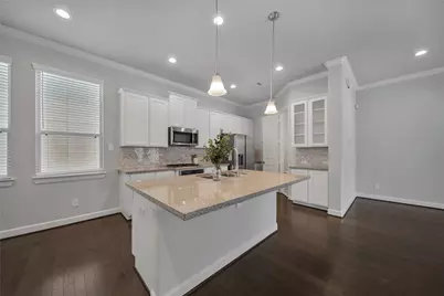 9603 Cambridge Manor Lane, Houston, TX 77045 - Photo 3