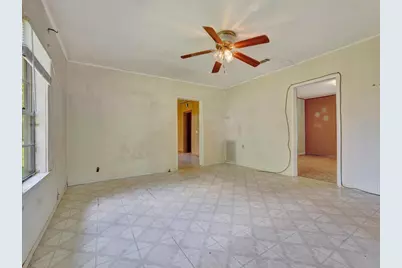 1216 N Hendrix Avenue, Diboll, TX 75941 - Photo 9