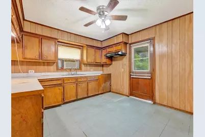 1216 N Hendrix Avenue, Diboll, TX 75941 - Photo 13