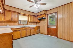 1216 N Hendrix Ave, Diboll, TX 75941 - Photo 13