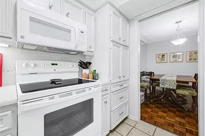 2701 Bellefontaine Street #B21, Houston, TX 77025 - Photo 9