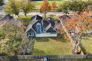 3411 Sam Houston Dr, Sugar Land, TX 77479 - Photo 5