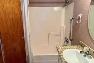 909 Dutch St, Deer Park, TX 77536 - Photo 19