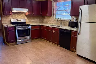 909 Dutch St, Deer Park, TX 77536 - Photo 17