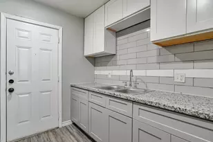5117 Lavender, Houston, TX 77026 - Photo 9