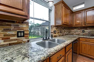 2710 Double Lake Dr, Missouri City, TX 77459 - Photo 13