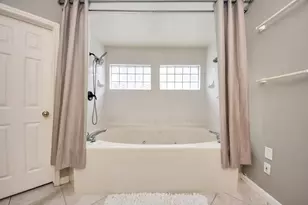 1802 Whispering Forest Dr, Houston, TX 77339 - Photo 27