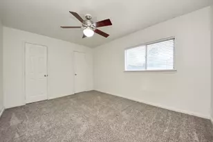 1802 Whispering Forest Dr, Houston, TX 77339 - Photo 33