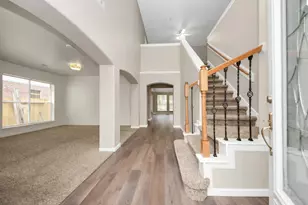 1802 Whispering Forest Dr, Houston, TX 77339 - Photo 3