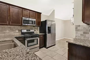 2762 Donellan Dr, Houston, TX 77088 - Photo 7