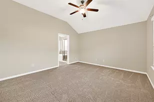 2762 Donellan Dr, Houston, TX 77088 - Photo 13