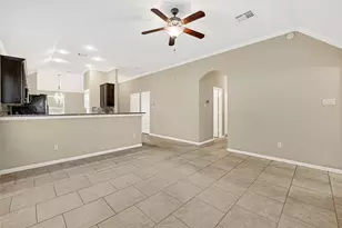 2762 Donellan Dr, Houston, TX 77088 - Photo 9