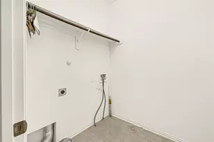 2762 Donellan Dr, Houston, TX 77088 - Photo 11