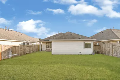 2762 Donellan Dr, Houston, TX 77088 - Photo 25