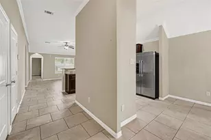 2762 Donellan Dr, Houston, TX 77088 - Photo 5