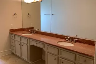 2210 Bellefontaine St, Houston, TX 77030 - Photo 17