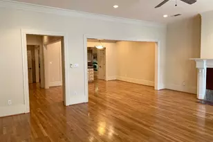 2210 Bellefontaine St, Houston, TX 77030 - Photo 9