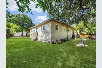 2402 49th Street, Galveston, TX 77551 - Photo 23