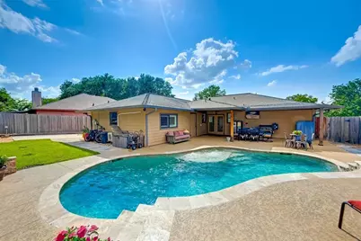 9820 W Shore Drive, Willis, TX 77318 - Photo 7