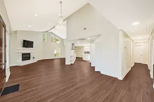 14103 Cherry Mound Rd, Houston, TX 77077 - Photo 3