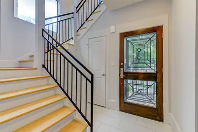113 Tuam Street, Houston, TX 77006 - Photo 5